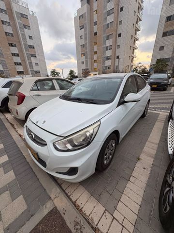 יונדאי אקסנט i25