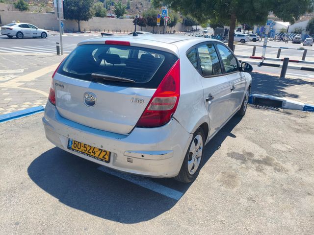 יונדאי i30
