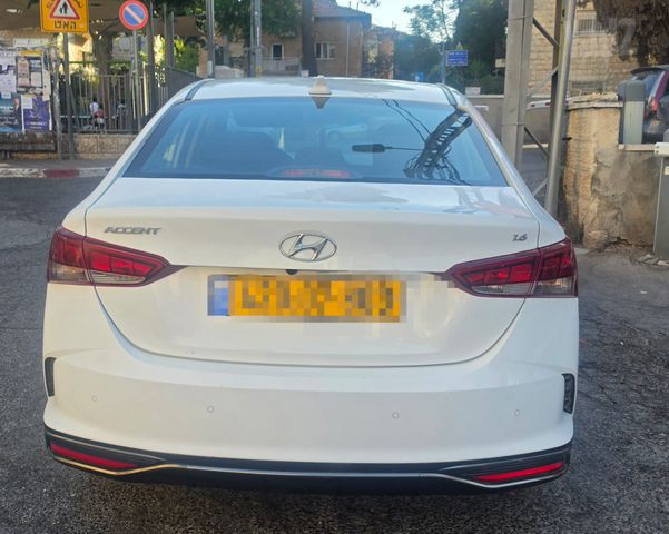 מודעת רכב יונדאי אקסנט i25