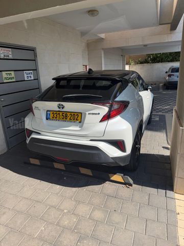 טויוטה C-HR