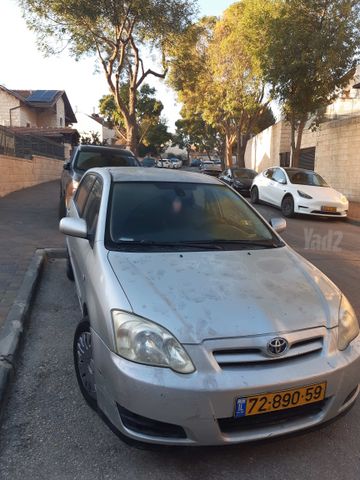 טויוטה קורולה