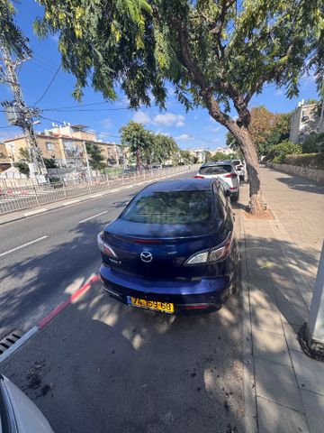 מאזדה 3