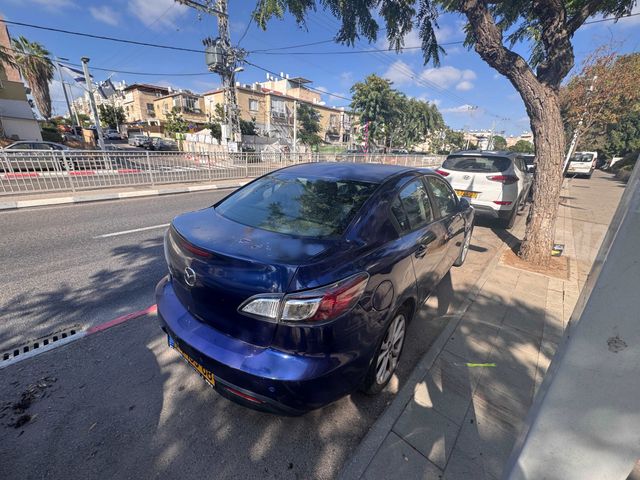 מאזדה 3