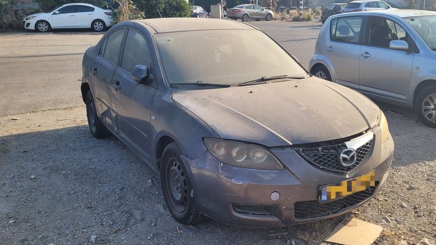 מודעת רכב מאזדה 3