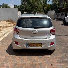 יונדאי i10