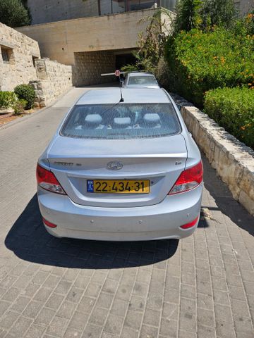 יונדאי אקסנט i25