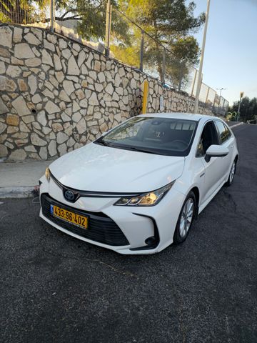 טויוטה קורולה