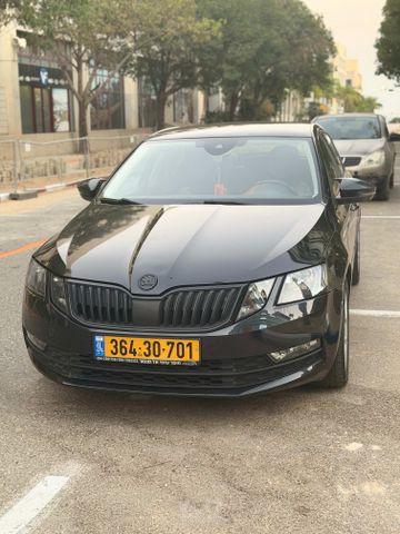 סקודה אוקטביה