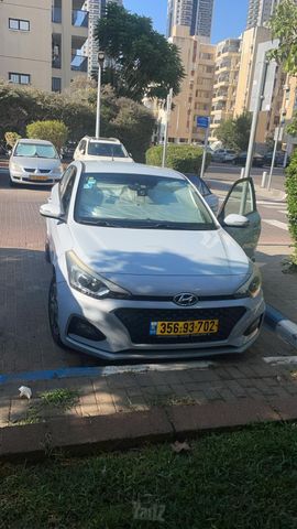 יונדאי i20