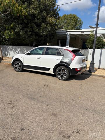 קיה נירו