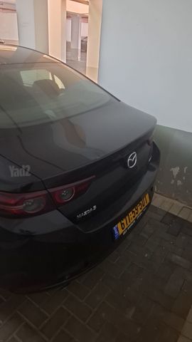 מאזדה 3