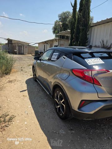 טויוטה C-HR