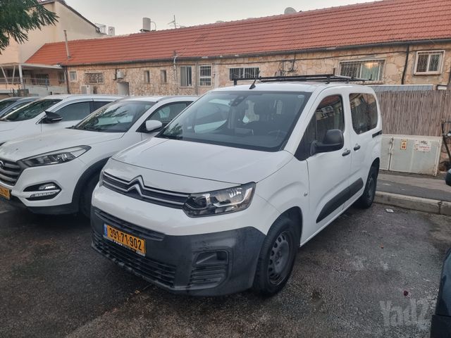 מודעת רכב סיטרואן ברלינגו 