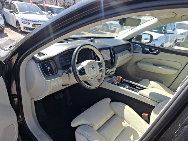 וולוו XC60