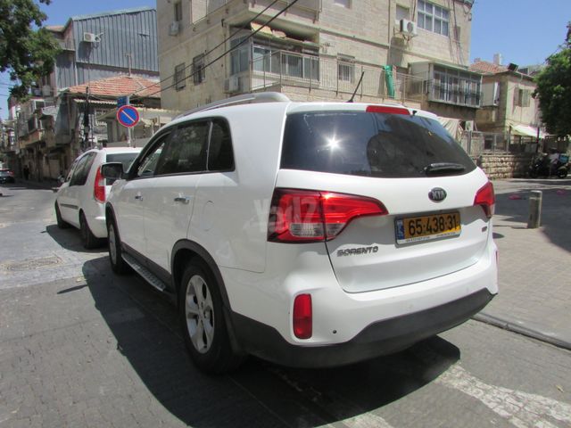 קיה סורנטו