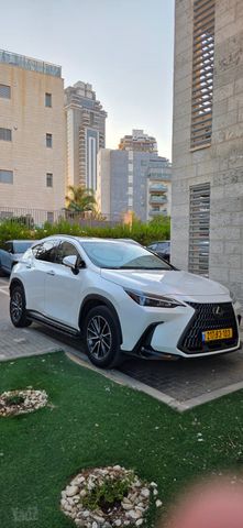 לקסוס NX