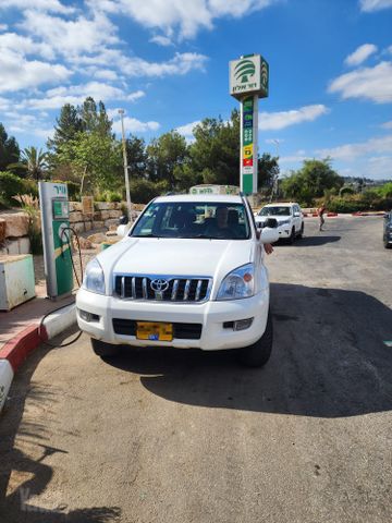 מודעת רכב טויוטה לנד קרוזר