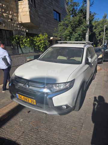 מודעת רכב מיצובישי אאוטלנדר