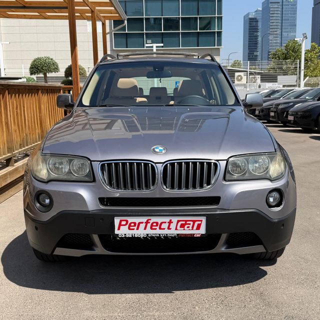 ב מ וו X3