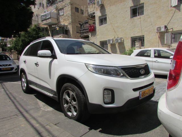 קיה סורנטו