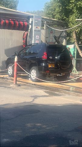מודעת רכב טויוטה לנד קרוזר
