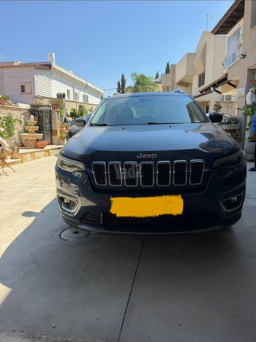 מודעת רכב ג'יפ צ'ירוקי
