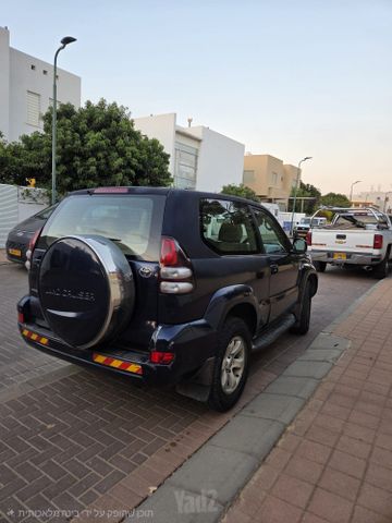 טויוטה לנד קרוזר