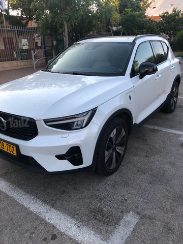 וולוו XC40