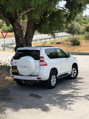 מודעת רכב טויוטה לנד קרוזר