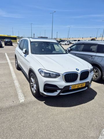 ב מ וו X3