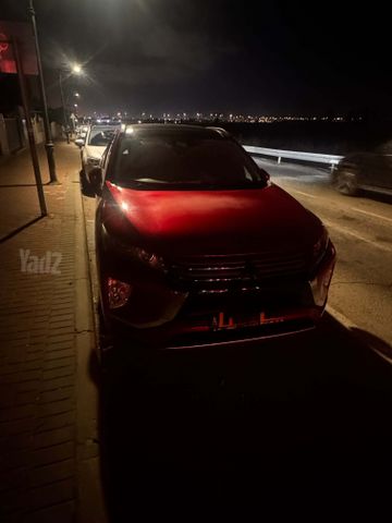 מודעת רכב מיצובישי אקליפס קרוס