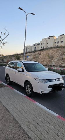 מודעת רכב מיצובישי אאוטלנדר