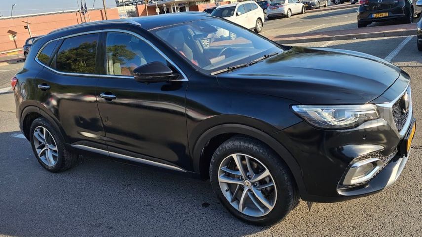 מודעת רכב אם ג'י EHS PHEV