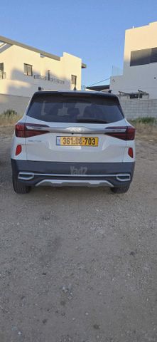 קיה סלטוס
