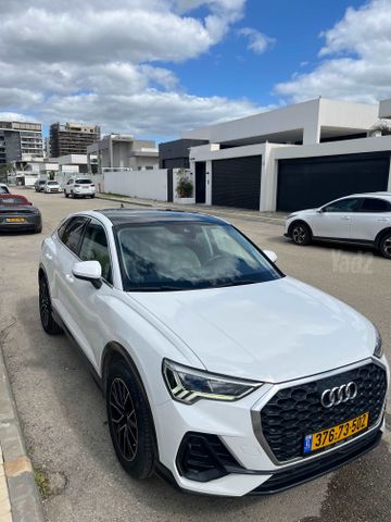 אאודי Q3