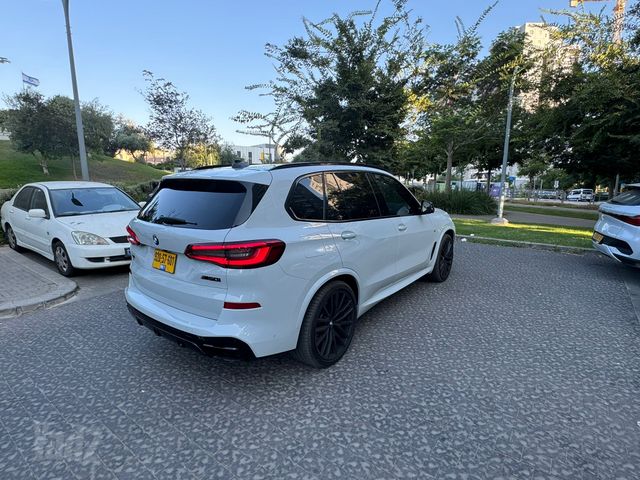 ב מ וו X5