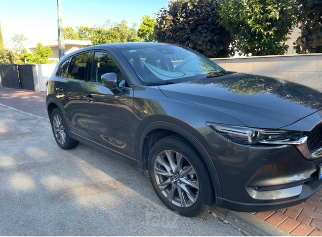 מודעת רכב מאזדה CX-5