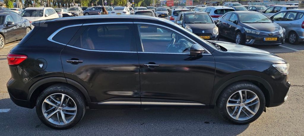 אם ג'י EHS PHEV