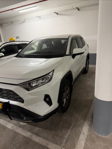טויוטה RAV4