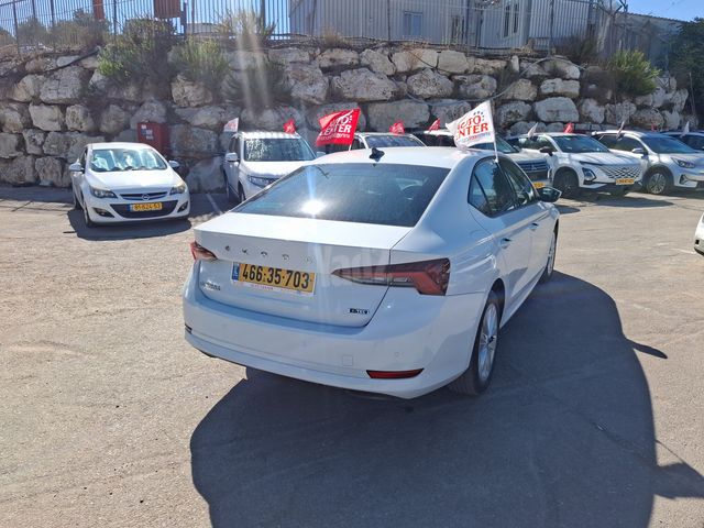 סקודה אוקטביה 