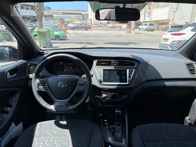 יונדאי i20