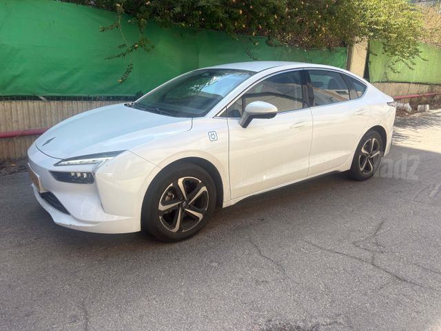 Limo Premium Tech חשמלי אוט׳ (160 כ״ס)
