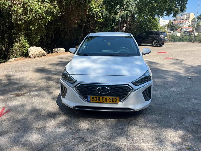 יונדאי איוניק