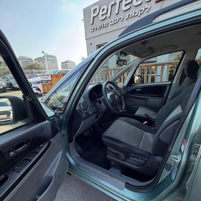 סוזוקי SX4