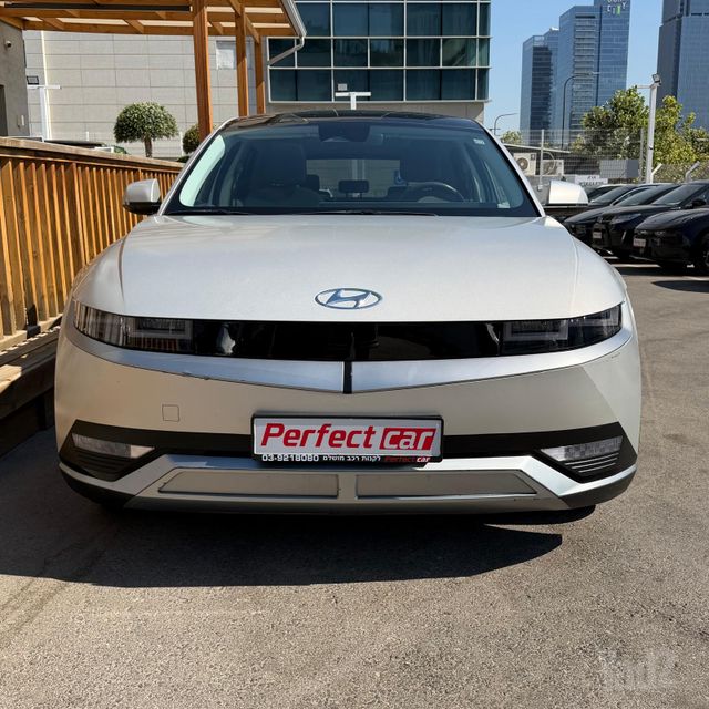 יונדאי איוניק 5
