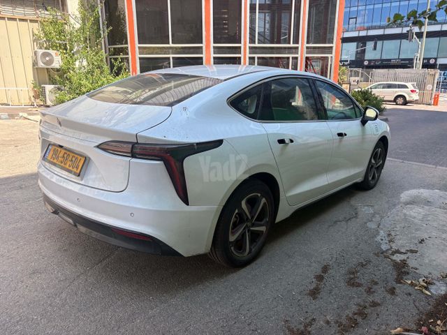 אי.וי איזי Limo