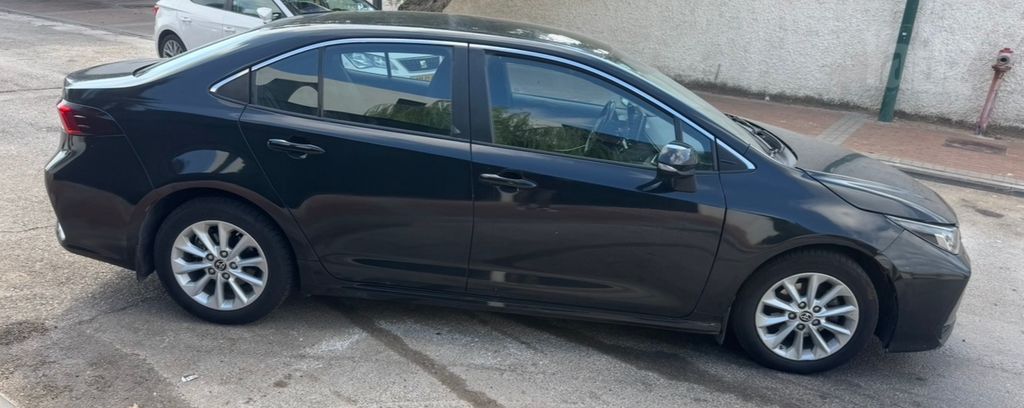 טויוטה קורולה