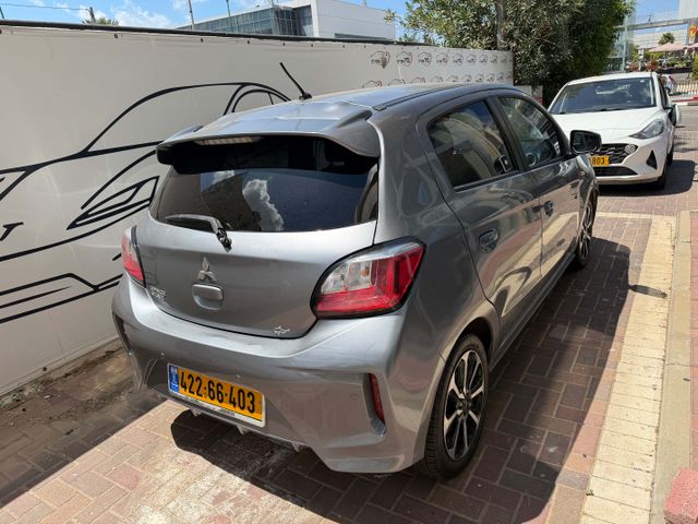 מיצובישי ספייס סטאר