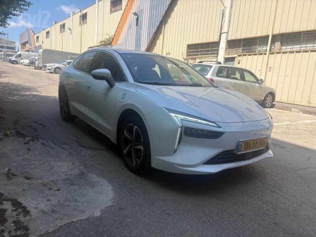 אי.וי איזי Limo
