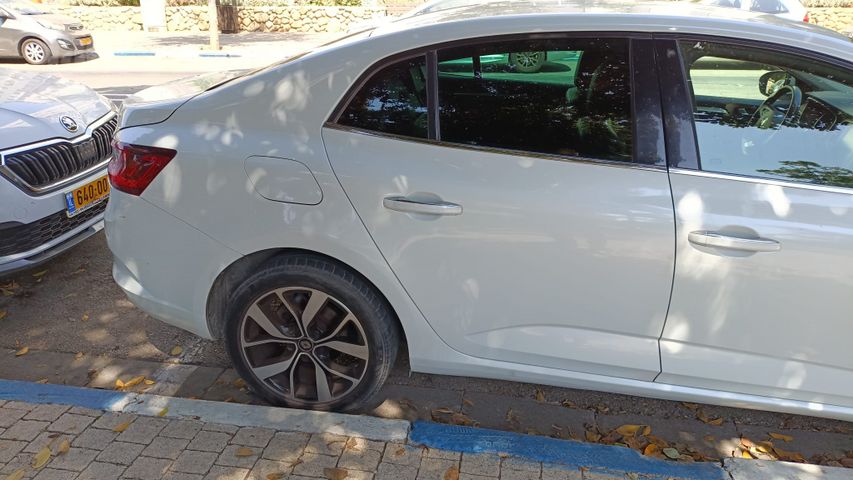 רנו מגאן